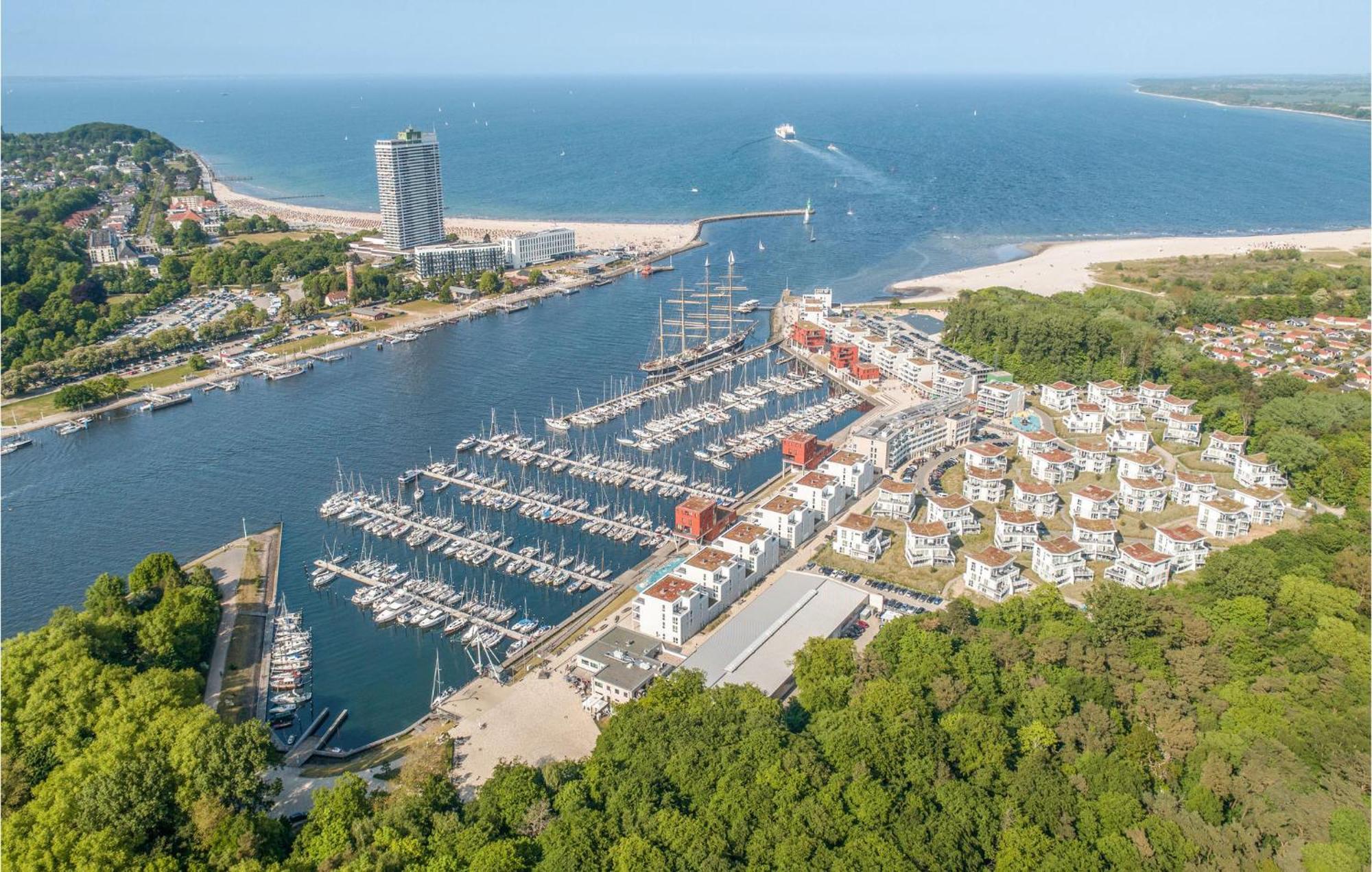 Cozy Apartment In Luebeck Travemuende With Sauna Экстерьер фото